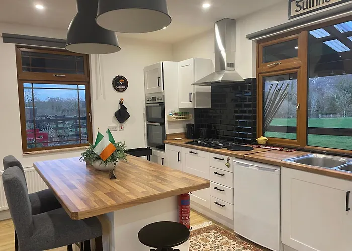 Cosy Nap Under The Paps Apartment